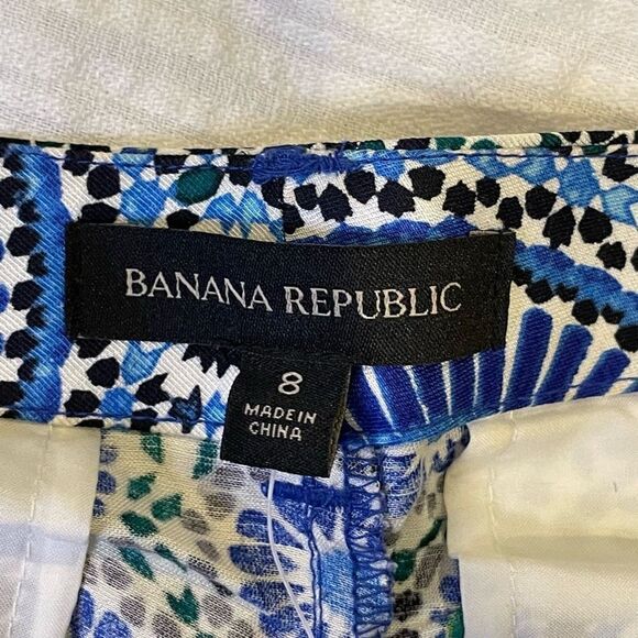 Banana Republic Floral Ikat Shorts Rayon Linen Blend Summer Size 8 medium - Picture 6 of 7